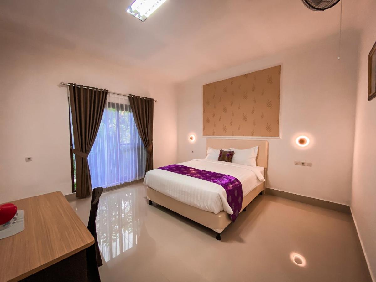Kesari Glory Hotel Batununggul Bagian luar foto