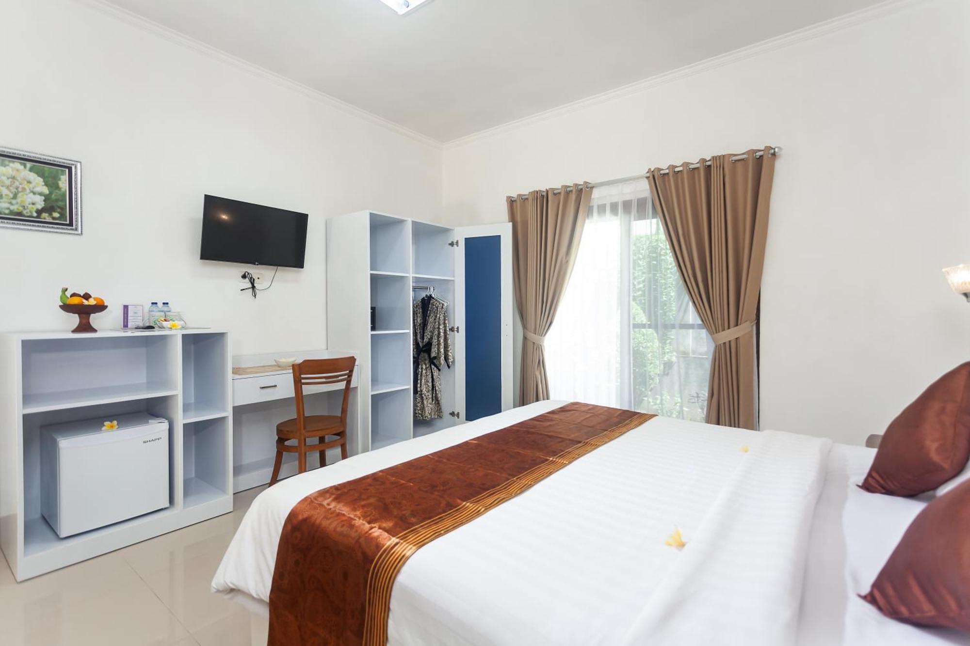 Kesari Glory Hotel Batununggul Bagian luar foto